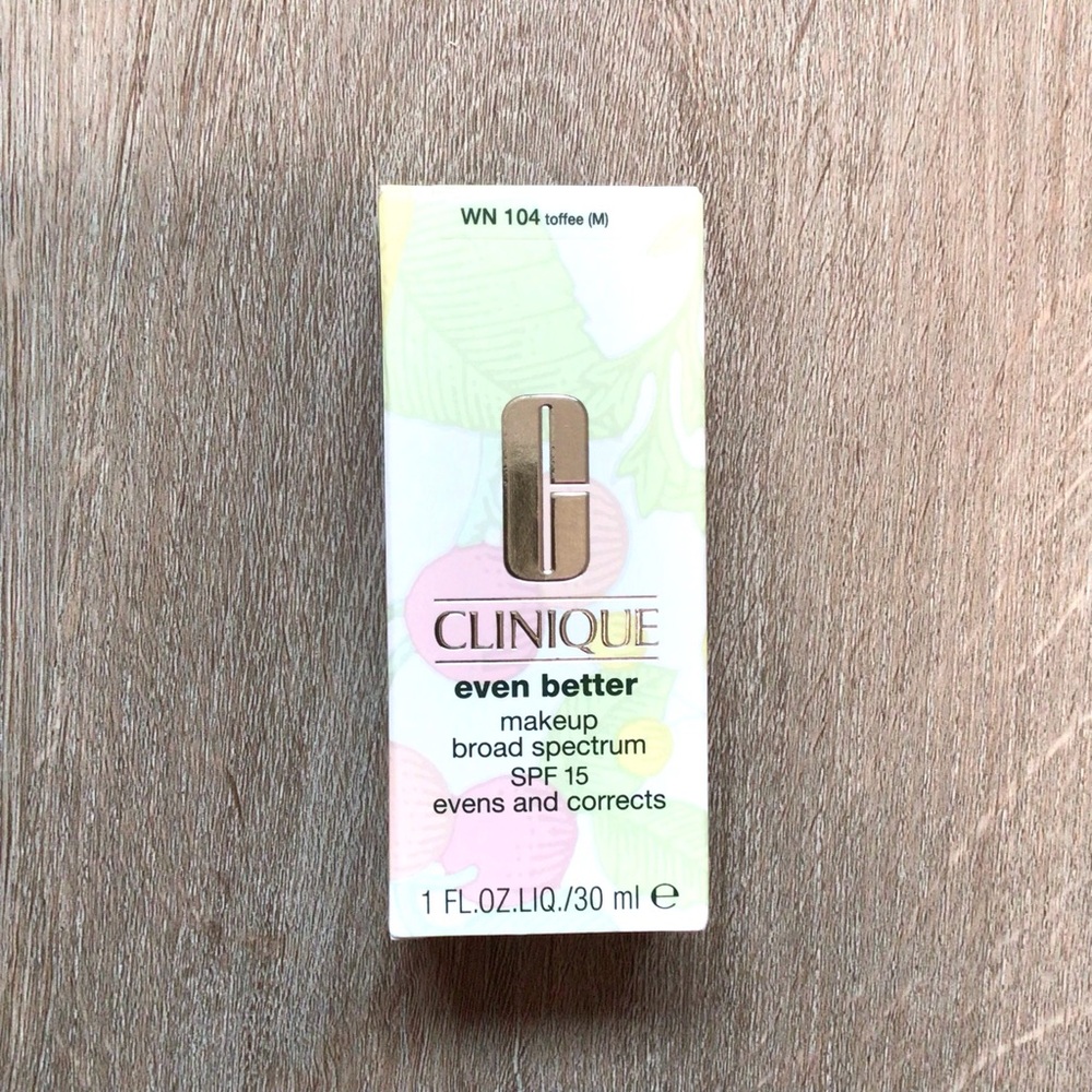 Clinique Even Better Makeup SPF 15 - WN 104 Toffee (M)